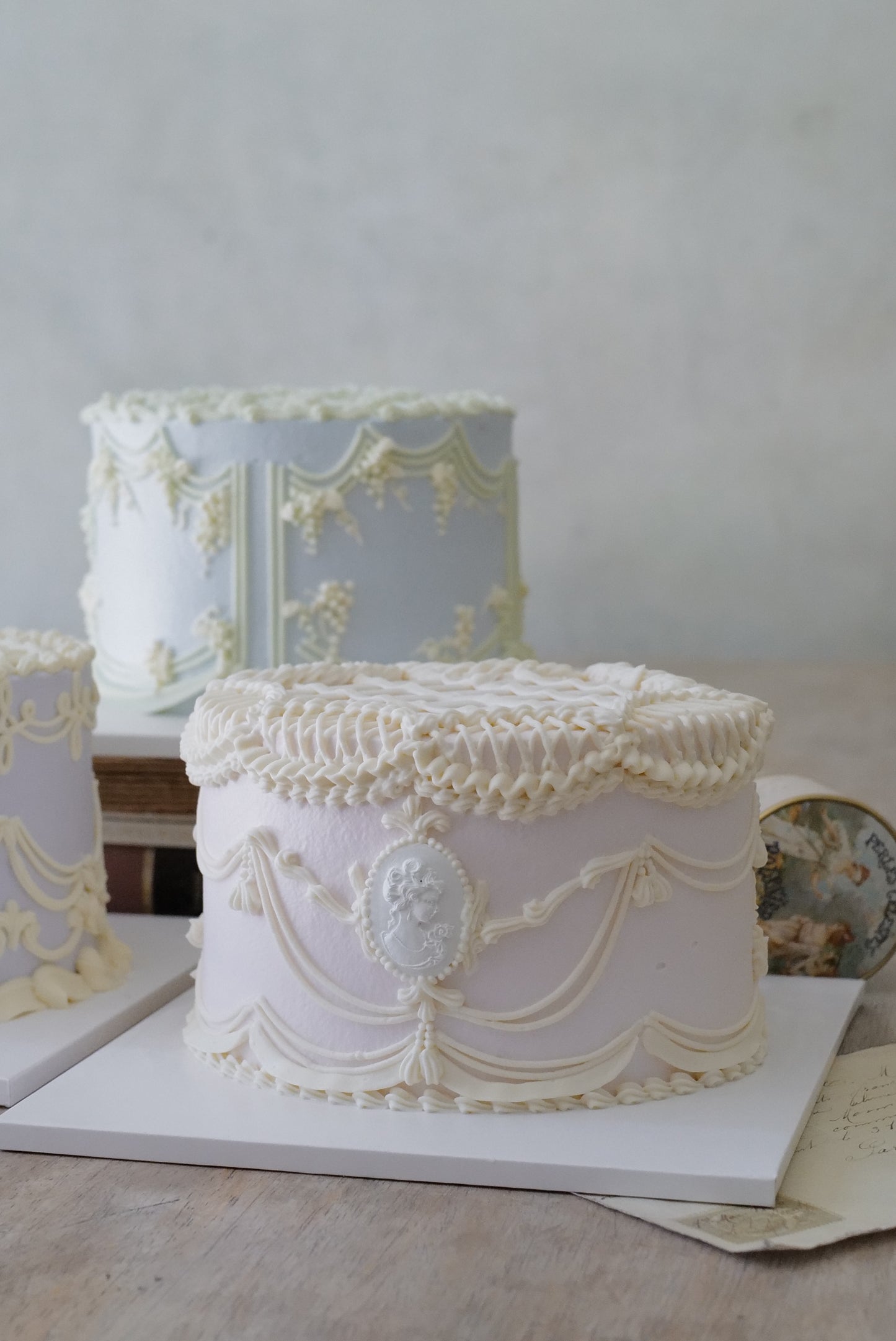 Cameo Garden Cake